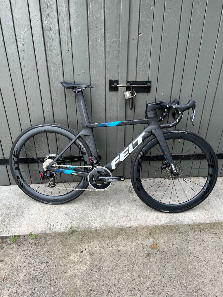 Używany Felt Custom SRAM Force 2025 Road & Gravel — zdjęcie 1 z 10