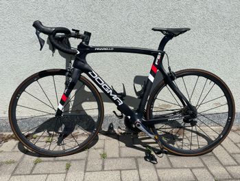 Used Pinarello Dogma Shimano Dura Ace 2018 Road & Gravel, Black — image 2 of 15