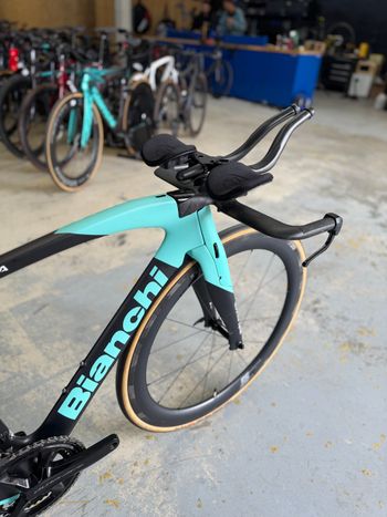 Used Bianchi Aquila CV Dura Ace Di2 Carbon 2024 Road & Gravel, Black — image 7 of 24