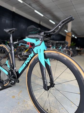 Used Bianchi Aquila CV Dura Ace Di2 Carbon 2024 Road & Gravel, Black — image 3 of 24