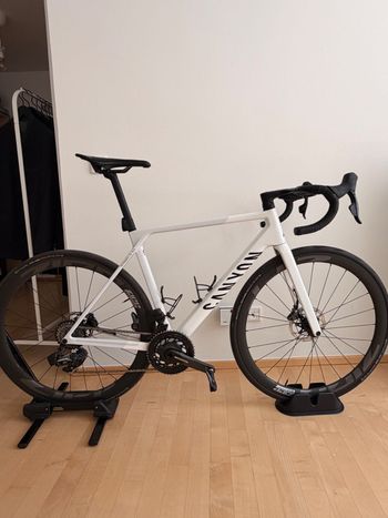 Używany Canyon Ultimate CF SLX 8 AXS 2024 Road & Gravel