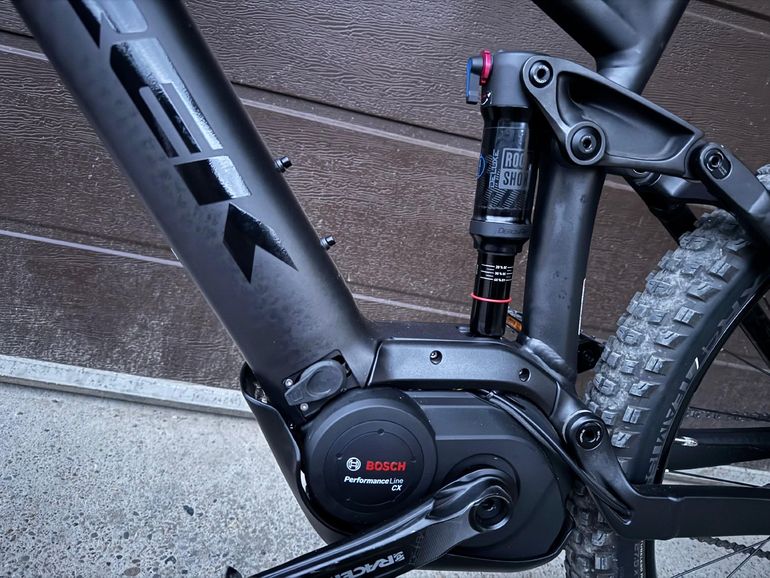 Used Trek Powerfly FS 7 Plus 2019 2019 Mountainbike, Light Gray, 27.5 — image 2 of 8