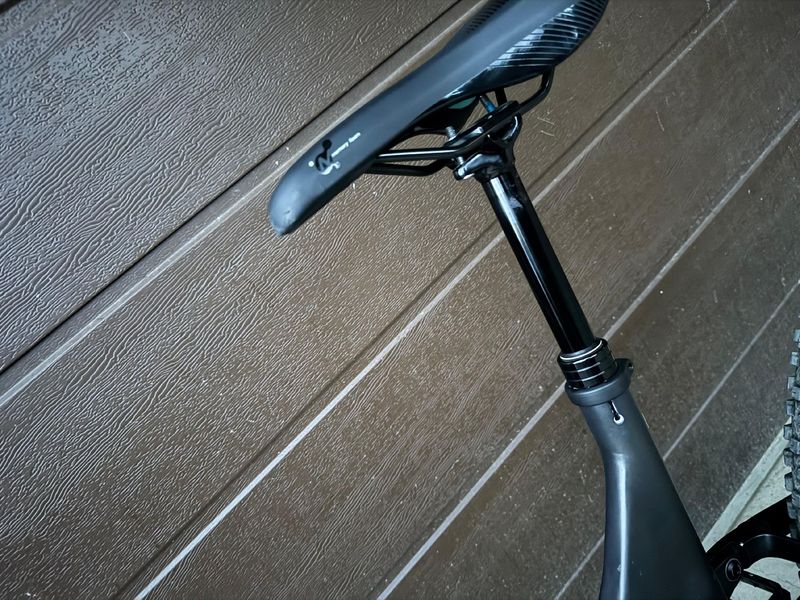 Tweedehands Trek Powerfly FS 7 Plus 2019 2019 Mountainbike — afbeelding 8 van 8