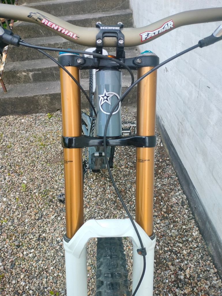 Used Orange 324 Shimano ZEE 2018 Mountainbike, Light Gray — image 4 of 11