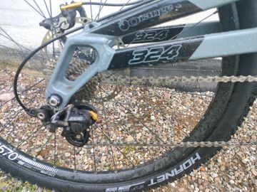 Käytetty Orange 324 Shimano ZEE 2018 Mountainbike — kuva 3 / 11