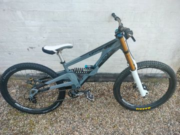 Käytetty Orange 324 Shimano ZEE 2018 Mountainbike — kuva 2 / 11
