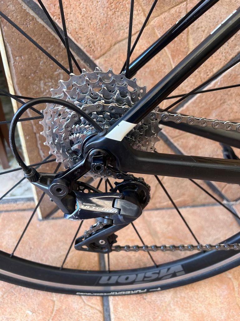Used CUBE Attain Shimano Ultegra Di2 2020 Road & Gravel, Black — image 2 of 6