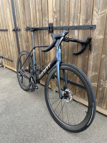 Używany Giant TCR Advanced Pro 0 Di2 2025 2025 Road & Gravel — zdjęcie 6 z 7