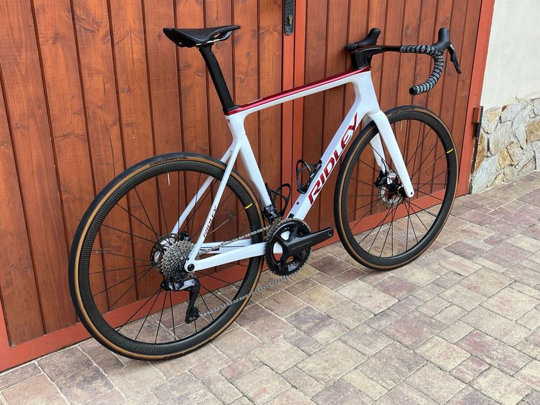 Używany Ridley Falcn Shimano Ultegra Di2 2024 Road & Gravel — zdjęcie 3 z 9