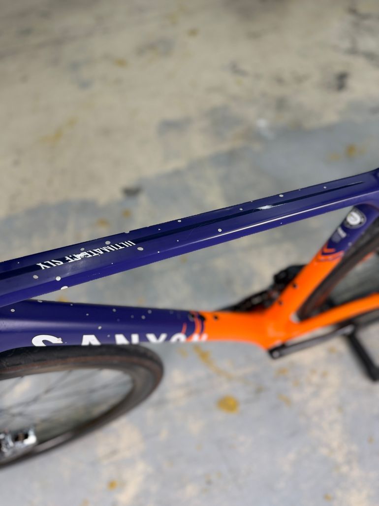 Używany Canyon Ultimate CF SLX 9 WMN Disc eTap 2021 2021 Road & Gravel — zdjęcie 24 z 24
