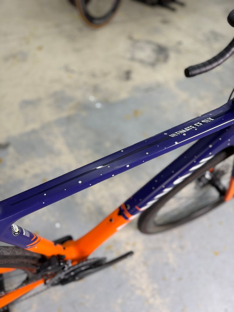 Używany Canyon Ultimate CF SLX 9 WMN Disc eTap 2021 2021 Road & Gravel — zdjęcie 13 z 24