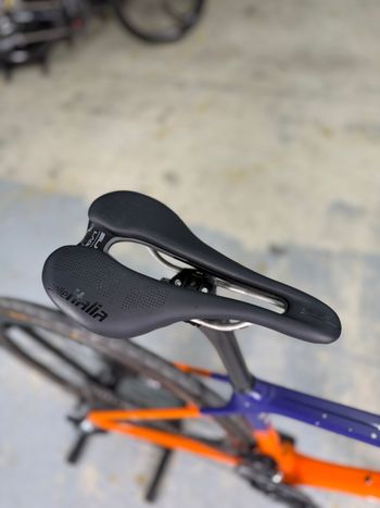 Używany Canyon Ultimate CF SLX 9 WMN Disc eTap 2021 2021 Road & Gravel — zdjęcie 15 z 24