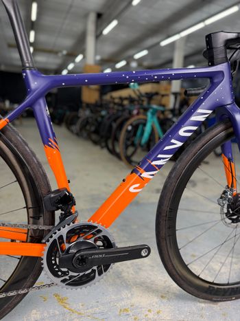 Używany Canyon Ultimate CF SLX 9 WMN Disc eTap 2021 2021 Road & Gravel — zdjęcie 11 z 24