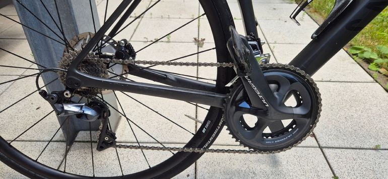 Used Canyon Ultimate CF SL 8 Disc 2021 2021 Road & Gravel, Black — image 3 of 6