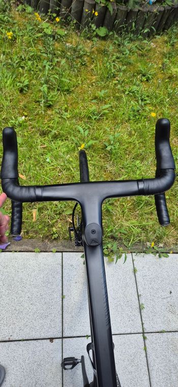 Used Canyon Ultimate CF SL 8 Disc 2021 2021 Road & Gravel, Black — image 4 of 6
