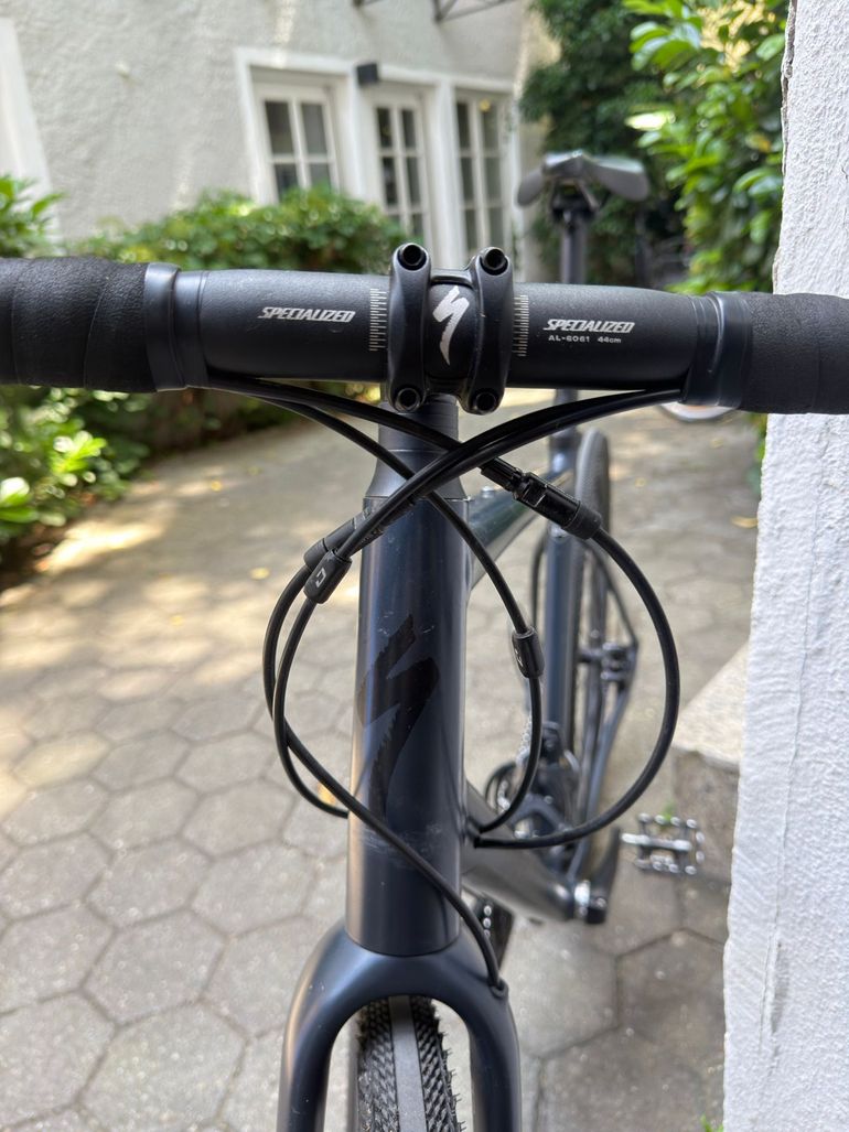 Używany Specialized Diverge Elite E5 2023 2023 Road & Gravel — zdjęcie 10 z 24