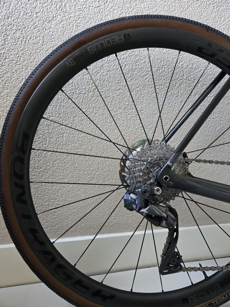 Gebrauchtes Trek Domane SL 7 Gen 3 2023 2023 Road & Gravel, Schwarz — Bild 4 von 9