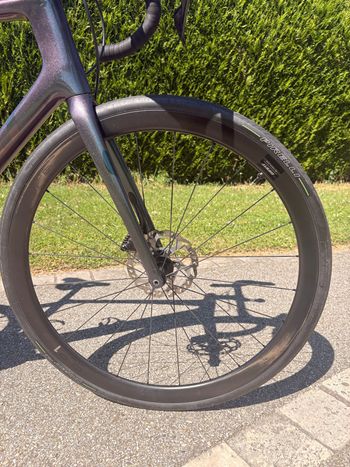 Używany Giant TCR Advanced Pro Disc 1 Di2 2024 2024 Road & Gravel — zdjęcie 6 z 12
