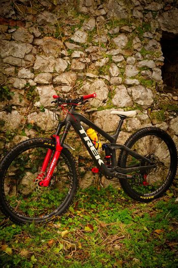 Używany Trek Slash 9.8 2019 2019 Mountainbike — zdjęcie 2 z 6