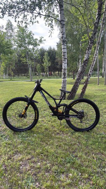 Brugt Specialized Demo Race 2025 2025 MTB