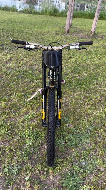 Gebrauchtes Specialized Demo Race 2025 2025 Mountainbike, Schwarz, 29, 27.5 — Bild 2 von 13
