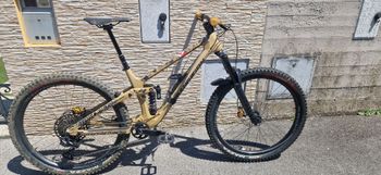 Używany Transition Sentinel Carbon XT 2021 2021 Mountainbike — zdjęcie 8 z 9