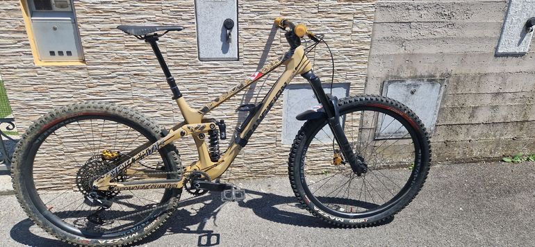 Używany Transition Sentinel Carbon XT 2021 2021 Mountainbike — zdjęcie 8 z 9