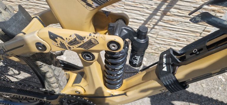 Używany Transition Sentinel Carbon XT 2021 2021 Mountainbike — zdjęcie 3 z 9