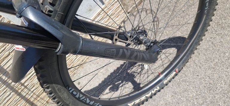 Używany Transition Sentinel Carbon XT 2021 2021 Mountainbike — zdjęcie 4 z 9