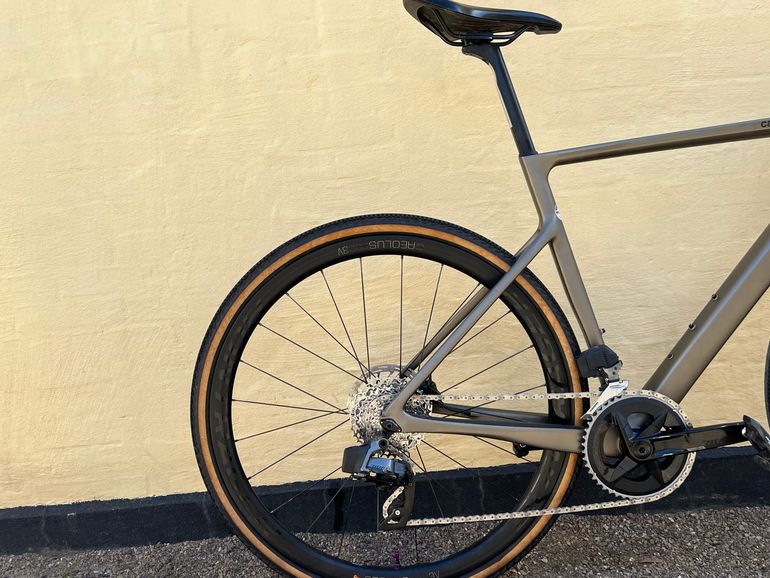 Used Cannondale SuperSix EVO SE 2022 2022 Road & Gravel, Light Gray — image 3 of 4