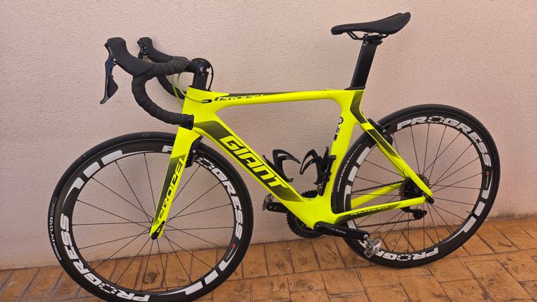Used Giant Propel Shimano 105 2020 Road & Gravel, Green — image 3 of 3