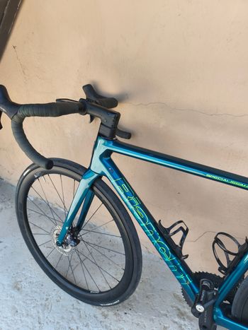 Używany Bianchi Specialissima - Ultegra Di2 2022 2022 Road & Gravel
