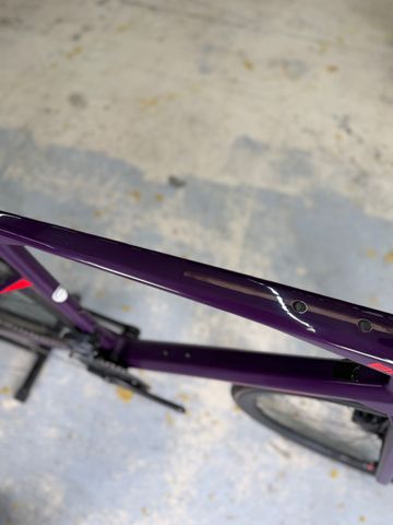 Used BMC Roadmachine 01 FOUR 2022 2022 Road & Gravel, Purple — image 14 of 26