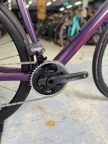 Used BMC Roadmachine 01 FOUR 2022 2022 Road & Gravel, Purple — image 11 of 26