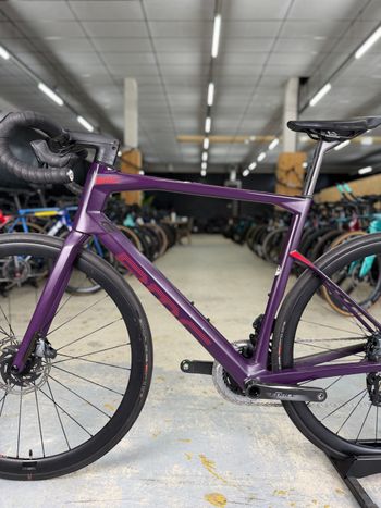 Używany BMC Roadmachine 01 FOUR 2022 2022 Road & Gravel — zdjęcie 20 z 26