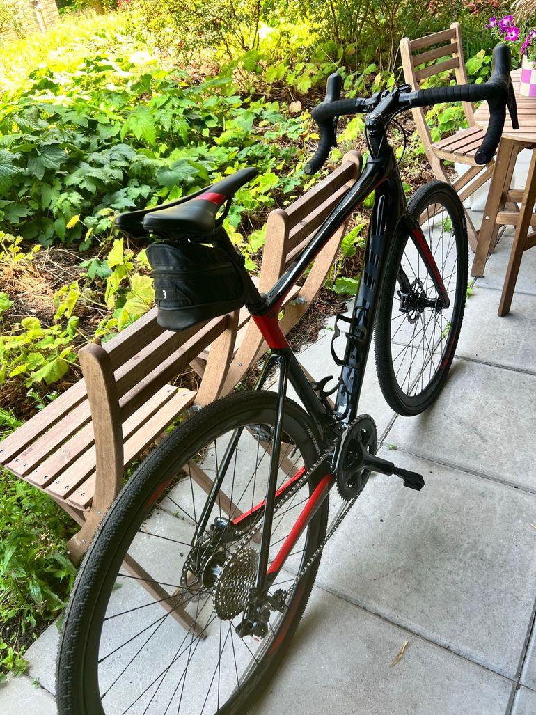 Used Giant Defy Advanced Pro 1 2019 2019 Road & Gravel, Black — image 7 of 11