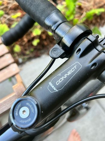 Used Giant Defy Advanced Pro 1 2019 2019 Road & Gravel, Black — image 9 of 11