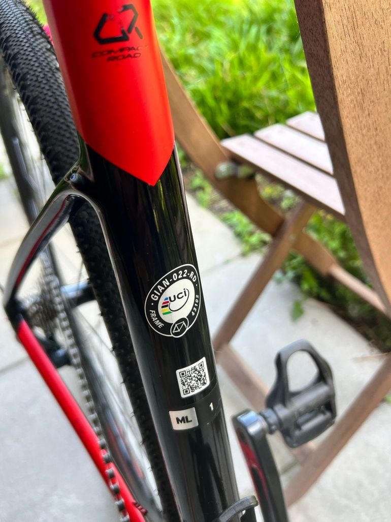 Used Giant Defy Advanced Pro 1 2019 2019 Road & Gravel, Black — image 4 of 11