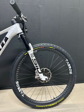 Used Scott Spark RC World Cup EVO 2026 2026 Mountainbike, White, 29 — image 4 of 15