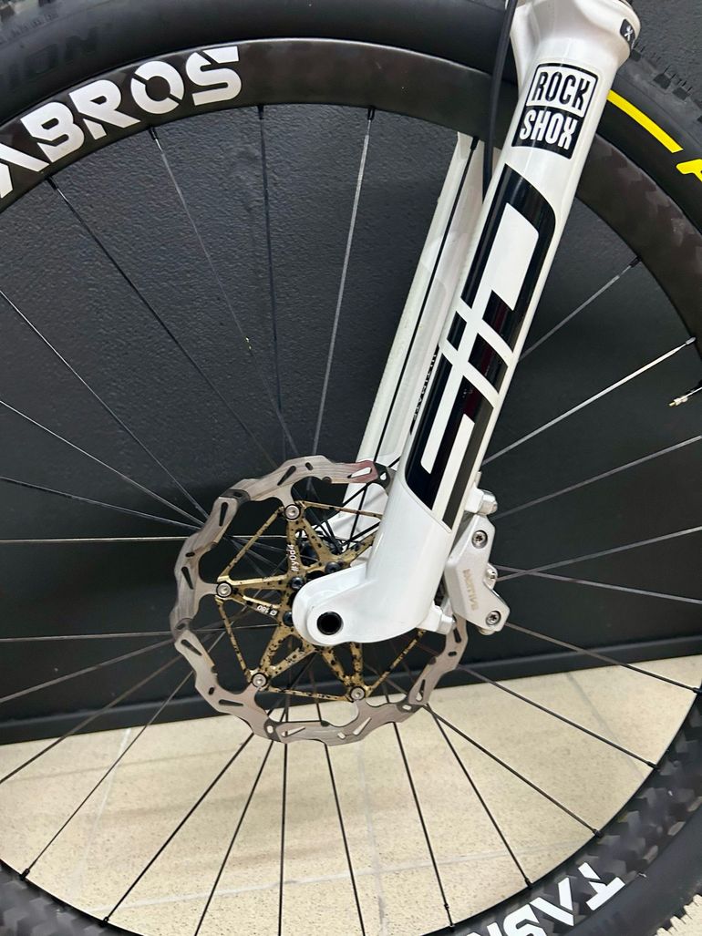 Used Scott Spark RC World Cup EVO 2026 2026 Mountainbike, White, 29 — image 10 of 15