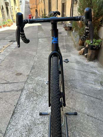 Used Trinx Custom Shimano Ultegra Di2 2025 Road & Gravel, Black — image 14 of 15