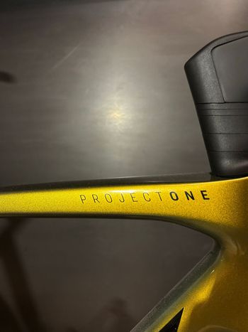Trek Madone SLR 7 AXS Gen 8 2025 2025 Road & Gravel d'occasion — image 4 sur 7
