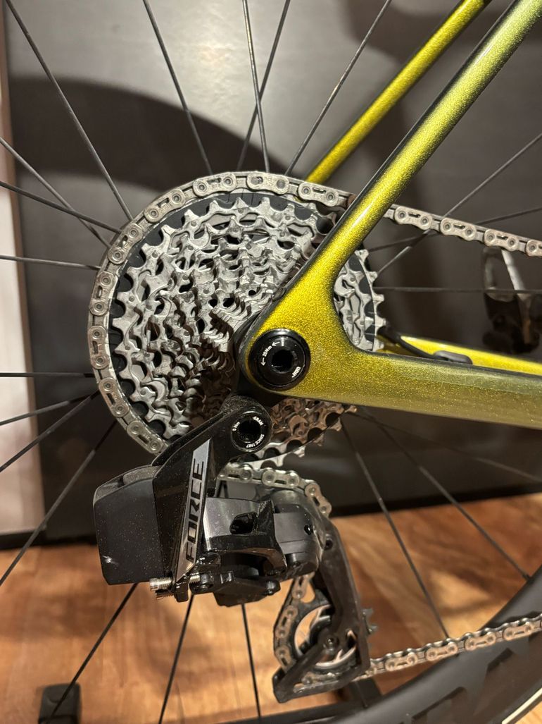 Trek Madone SLR 7 AXS Gen 8 2025 2025 Road & Gravel d'occasion — image 3 sur 7