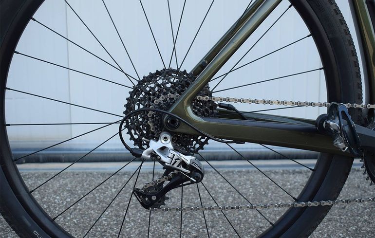Używany Scott Solace Gravel eRIDE 30 2023 2023 Road & Gravel — zdjęcie 2 z 3