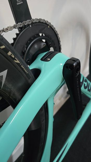 Używany Bianchi Oltre Shimano Ultegra Di2 2026 Road & Gravel — zdjęcie 10 z 14