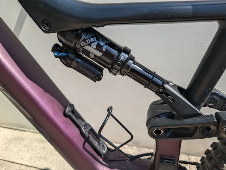 Gebrauchtes Orbea RISE H10 2024 2024 Mountainbike, Violett, 29 — Bild 3 von 7