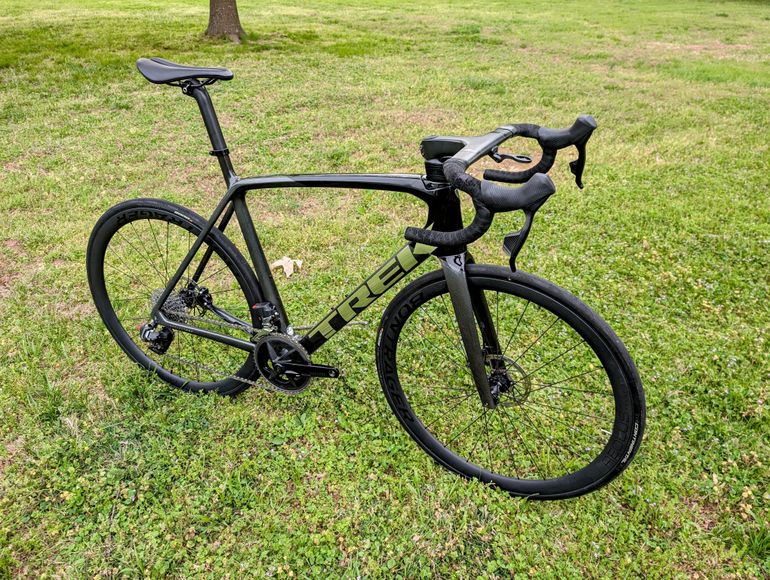 Used Trek Emonda SLR 6 AXS 2024 2024 Road & Gravel, Black — image 1 of 14
