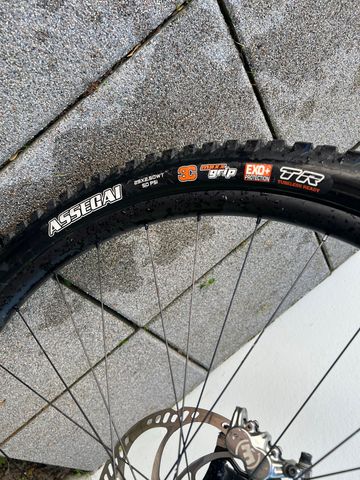 Marin Alpine Trail Carbon 2 2024 2024 Mountainbike usato, Nero — immagine 24 di 25