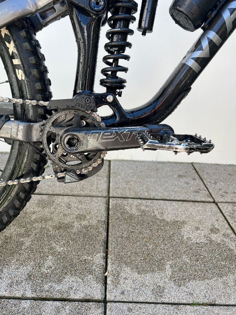 Używany Marin Alpine Trail Carbon 2 2024 2024 Mountainbike — zdjęcie 13 z 25
