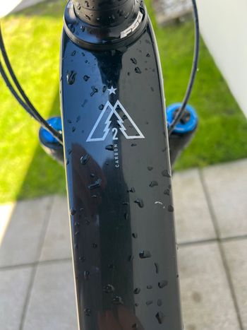 Używany Marin Alpine Trail Carbon 2 2024 2024 Mountainbike — zdjęcie 12 z 25